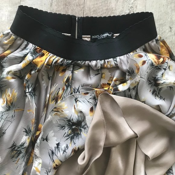 Dolce & Gabbana Floral Print 100% Silk Skirt. Size 8. Sz44 IT - Picture 3 of 7